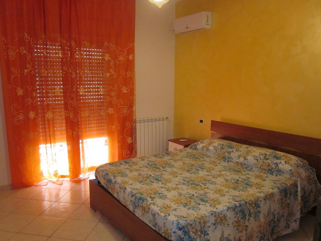 Appartamento Vallone Petrara Реджо ди Калабрия Стая снимка